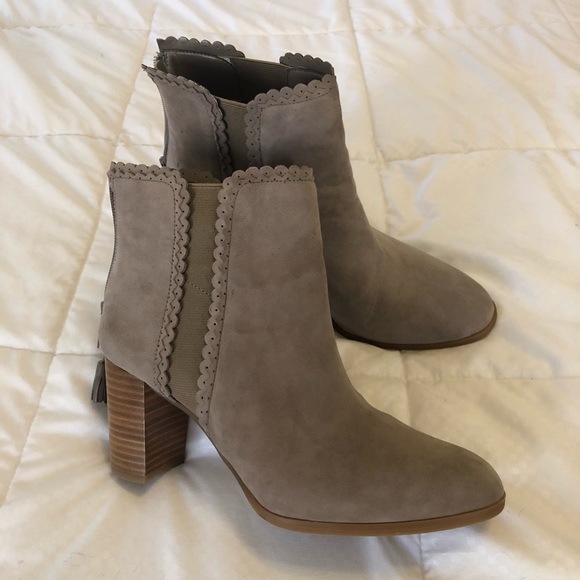 Adorable Suede Alex Marie Booties - Picture 1 of 4